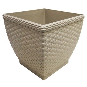 IN631-VASO CACHEPOT RATTAN P QUADR PALHA 4LTS- INJEPLASTEC